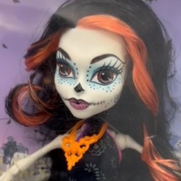 Monster High Skelita Calaveras Monster High Scaris Dolls NIB Discontinued - Picture 7 of 11